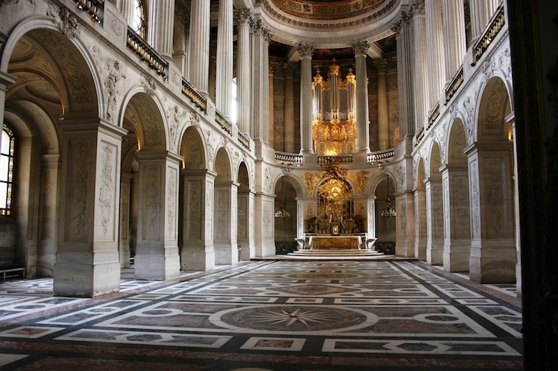 globedge-travel-paris-versailles-royal-chapel